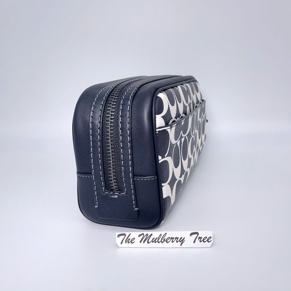 Coach CP202 Small Travel Kit In Signature Canvas Black Chalk Signature NWT $178 - Picture 5 of 9